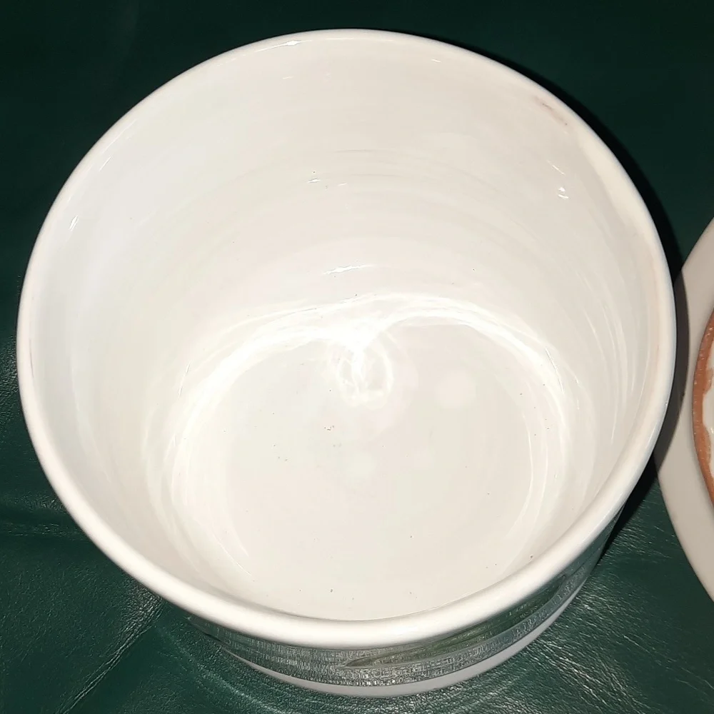 LAST CHANCE Handmade Glazed Lidded bowl/jar/canister numbered and made in Italy - Picture 4 of 6